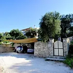 Casa Bianca Purple 아파트 가이오스