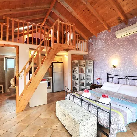 Casa Bianca Purple * Gaios