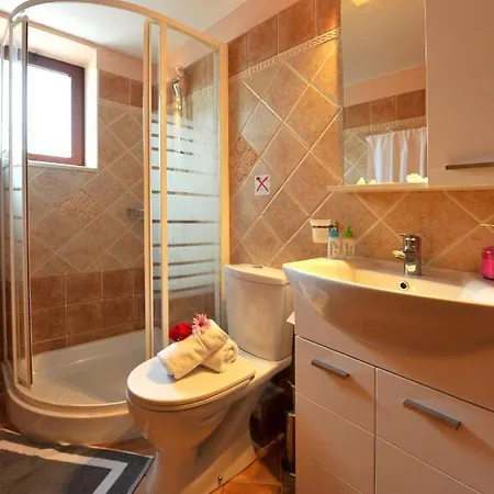 Apartment Casa Bianca Purple Gaios